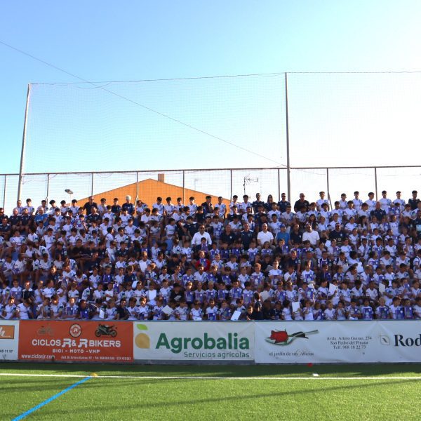 La Escuela de Fútbol Base clausuró la temporada 23-24 con una jornada de convivencia 