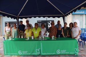 La junta local de la Asociación Española Contra el Cáncer recauda 7.075 euros en la cuestación de verano