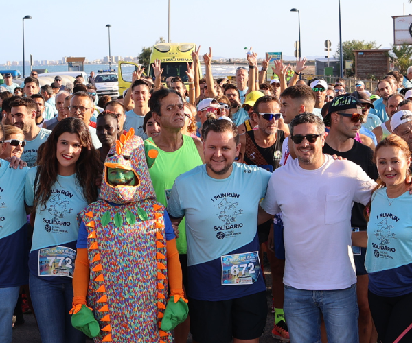 Más de 500 personas marchan por la salud mental en el I Run Rún solidario de AFEMAR