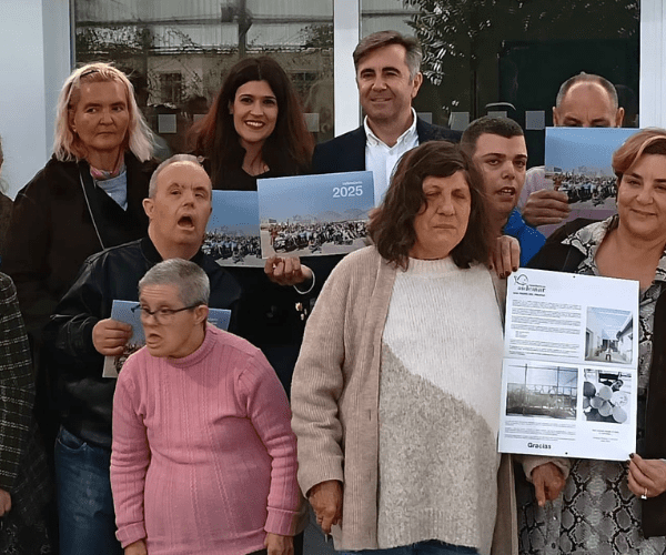 Aidemar dedica su calendario benéfico 2025 a su residencia en San Pedro del Pinatar 